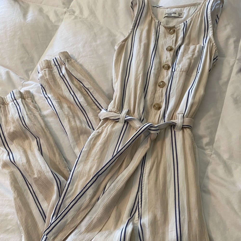 Girls Abercrombie kids pantsuit romper